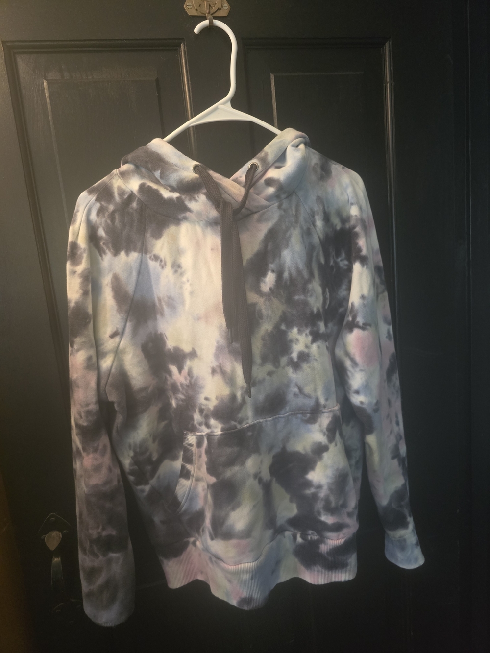 90 Degree By Reflex Tie-Dye Hooded Pullover in Black, Gray & Pale Pink